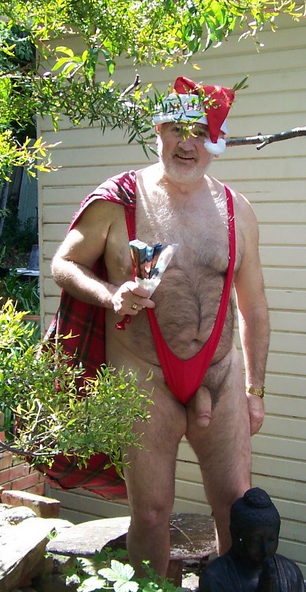 Naked Santa - Christmas Nude Daddies Christmas