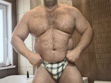 Image thumbnail of Gay bears