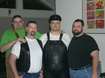 Image thumbnail of Gay bears