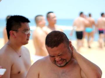 Image thumbnail of Gay bears