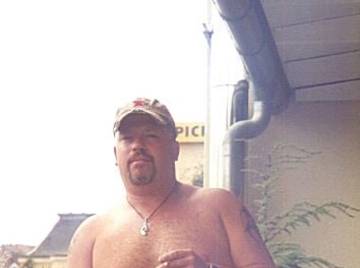 Image thumbnail of Gay bears