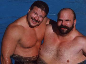 Image thumbnail of Gay bears