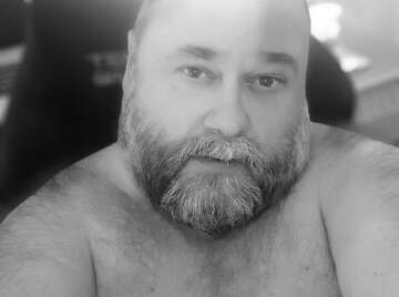 Image thumbnail of Gay bears