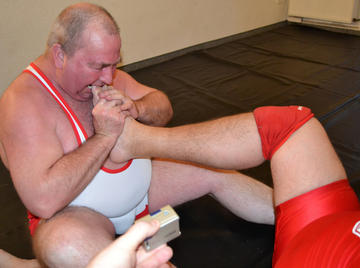 Image thumbnail of Gay bears