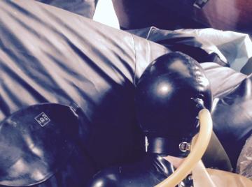 Image thumbnail of Gay kinksters