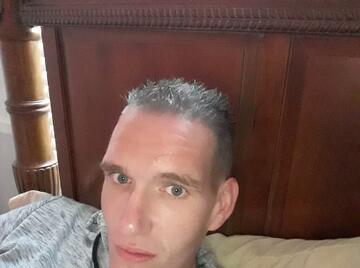 Image thumbnail of Gay kinksters