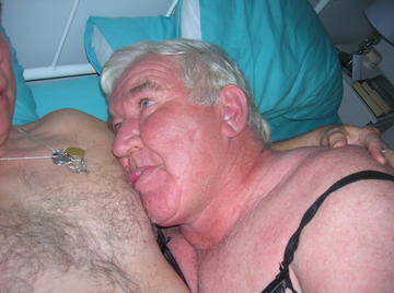 Image thumbnail of Gay silverdaddies