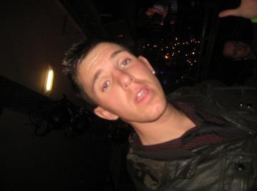 Image thumbnail of Gay silverdaddies