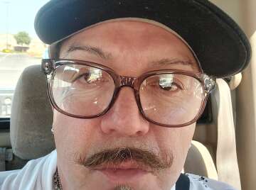 Image thumbnail of Gay silverdaddies