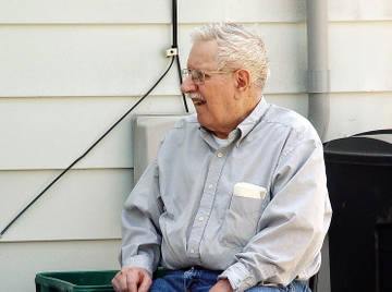 Image thumbnail of Gay silverdaddies