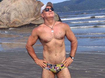 Image thumbnail of Gay silverdaddies