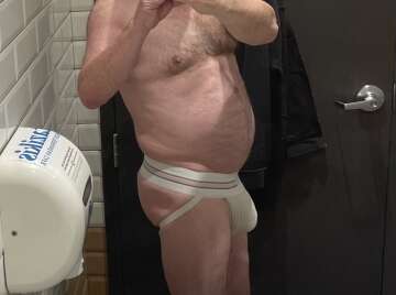 Image thumbnail of Gay silverdaddies