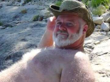 Image thumbnail of Gay silverdaddies