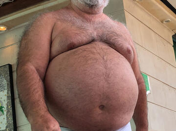 Image thumbnail of Gay chubs